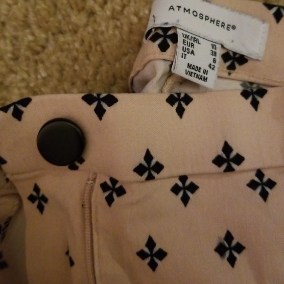 Pattern pants - Picture 2 of 3